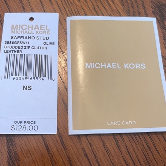 Michael Kors clutch - Picture 3 of 5